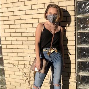 Meet your Posher, Chloe